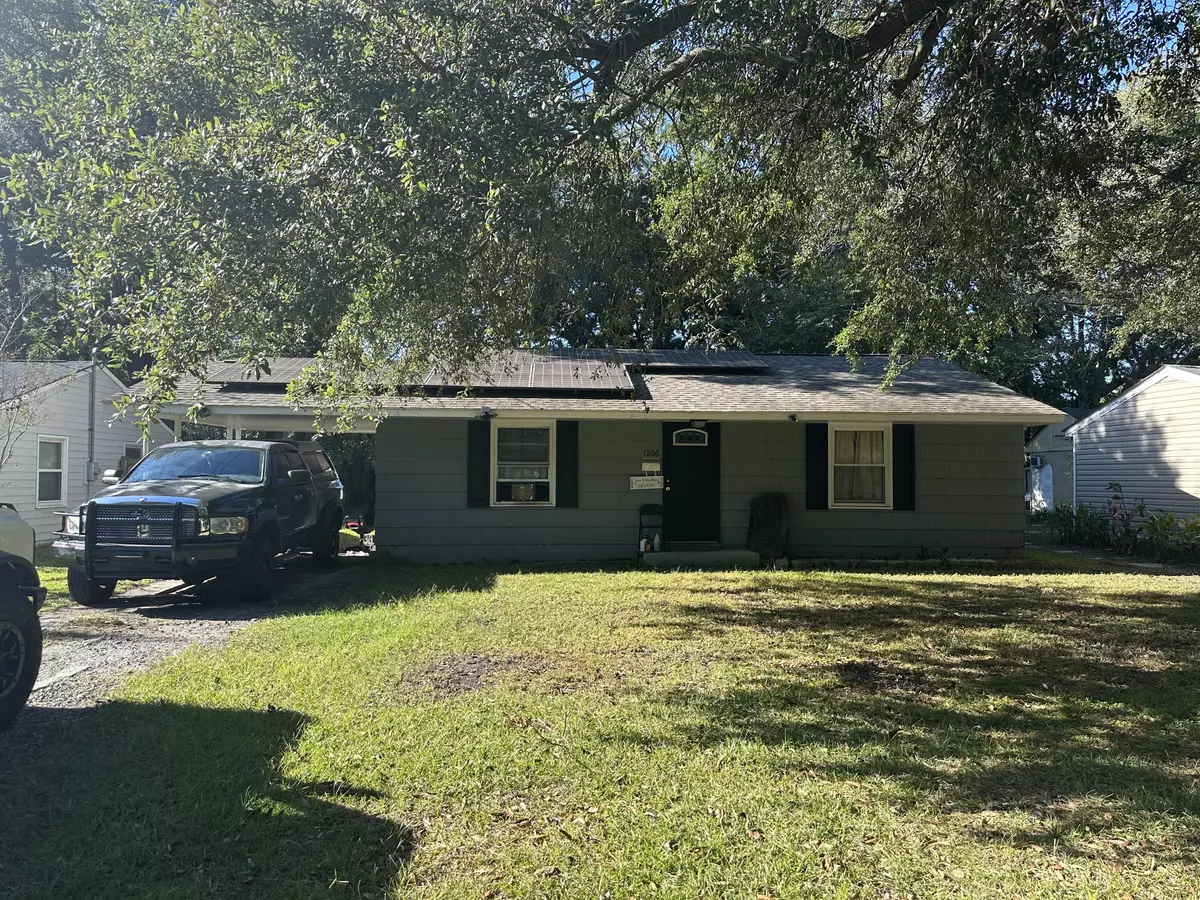 Hanahan, SC 29410,1206 Hawthorne Rd
