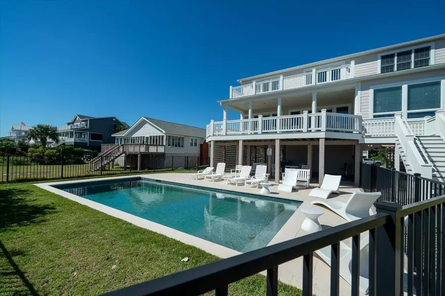 2403 Point St #7, Edisto Beach, SC 29438
