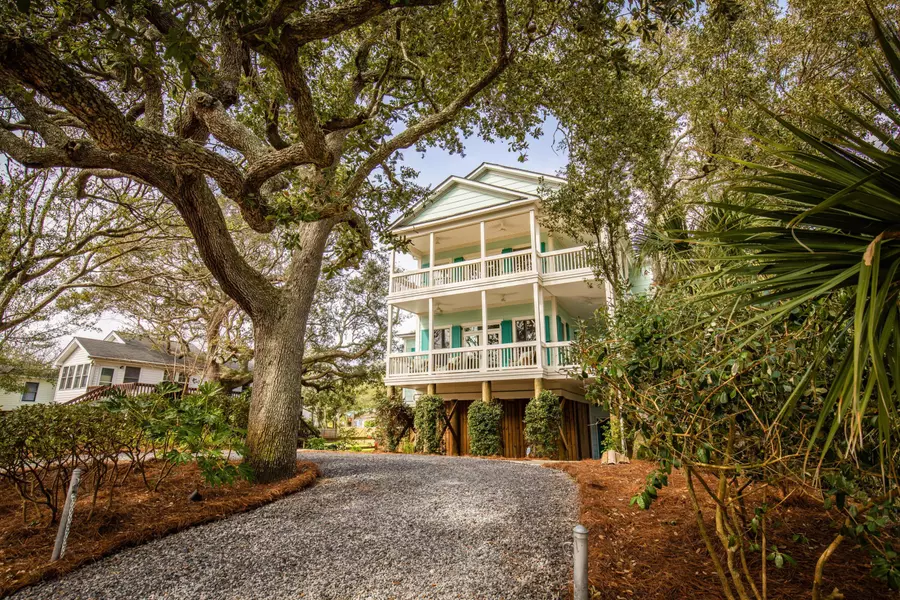 406 E Ashley Ave, Folly Beach, SC 29439