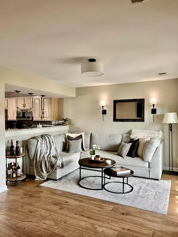 Mount Pleasant, SC 29464,1080 Marsh Court Ln