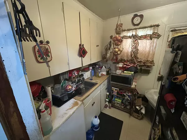 North Charleston, SC 29405,3313 Goldenrod St