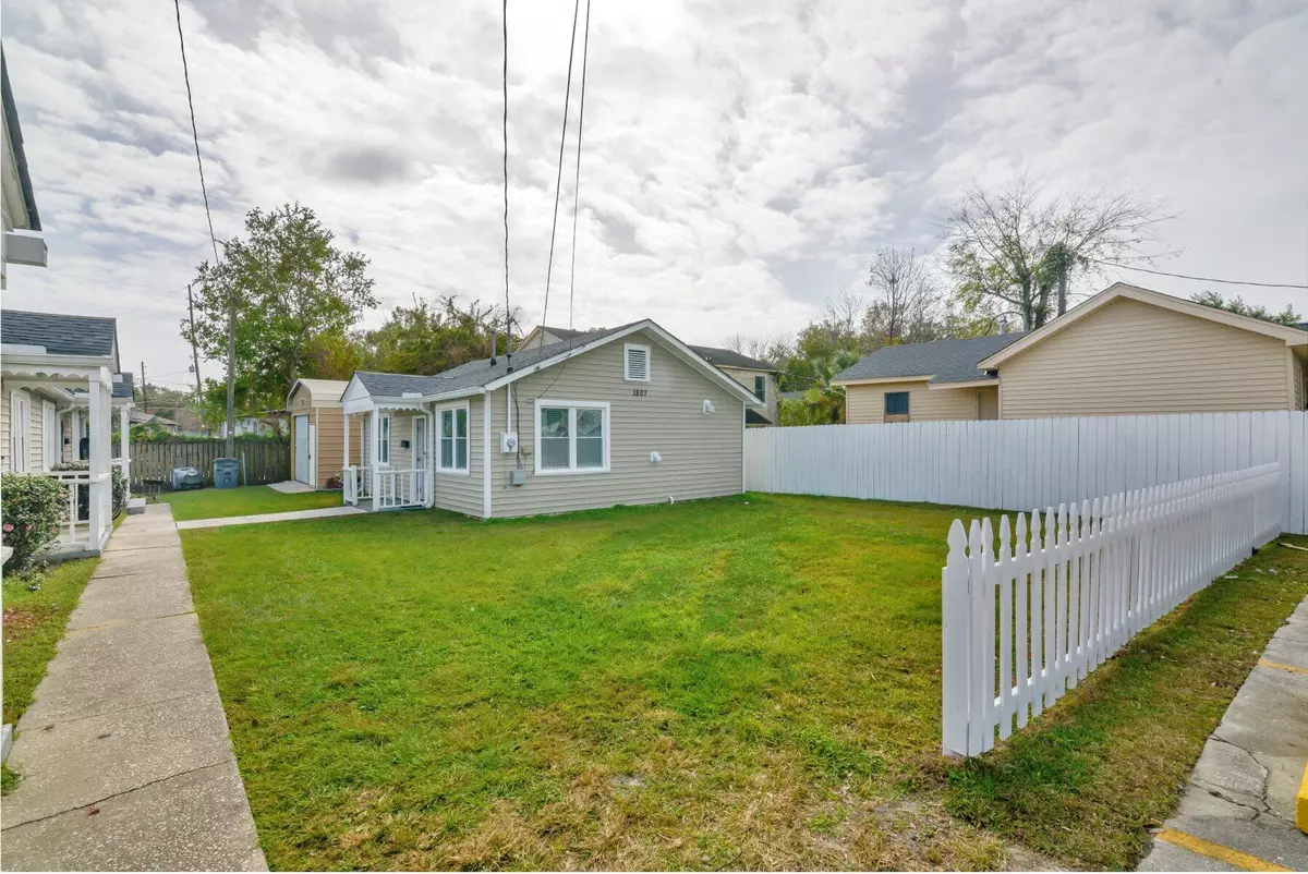North Charleston, SC 29405,1807 Dayton St #D