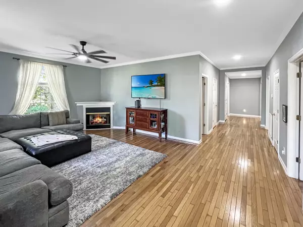 Saint George, SC 29477,601 W Raysor St