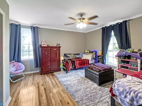 Saint George, SC 29477,601 W Raysor St