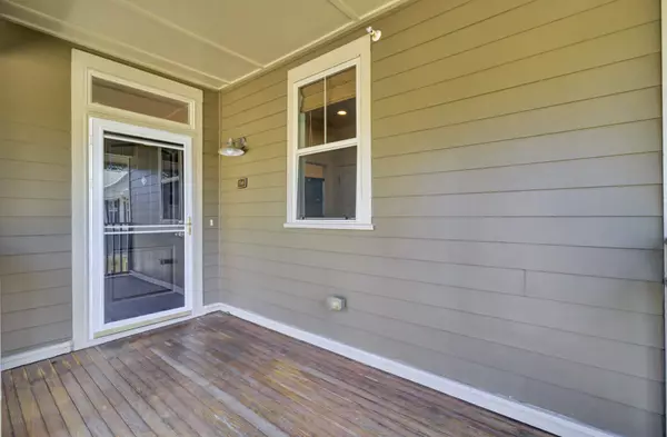 North Charleston, SC 29418,5545 Colonial Chatsworth Cir