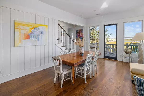 Folly Beach, SC 29439,120 E Indian Ave