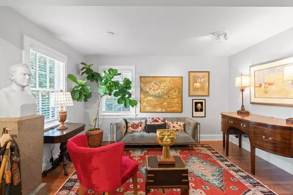 Charleston, SC 29401,103 Rutledge Ave