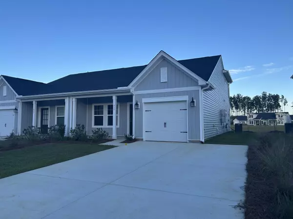 Summerville, SC 29486,939 Dusk Dr