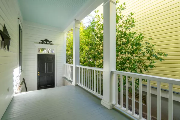 Mount Pleasant, SC 29464,191 Ionsborough St