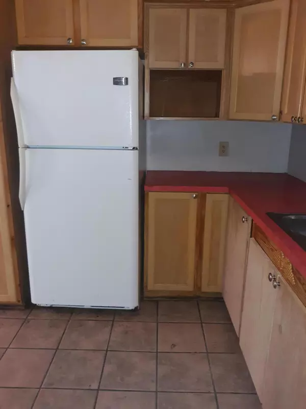 Walterboro, SC 29488,205 4th St