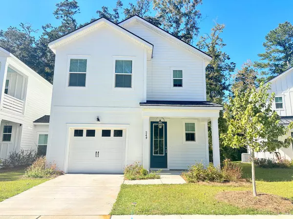 Charleston, SC 29414,249 Claret Cup Way