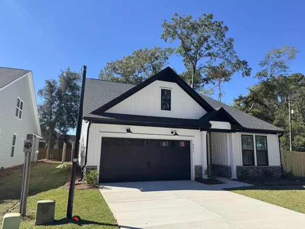North Charleston, SC 29406,8631 Connor Ct