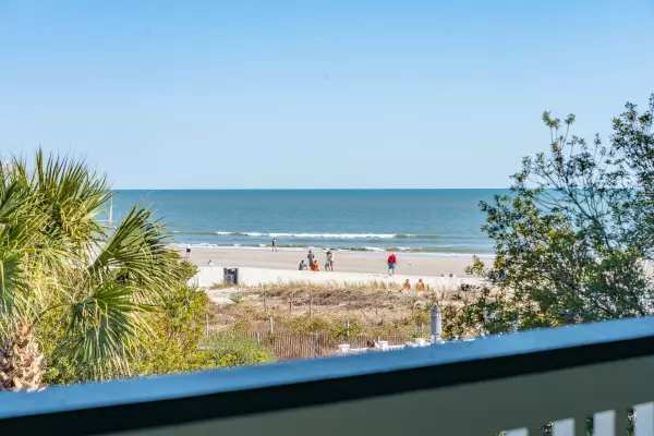 Isle Of Palms, SC 29451,1300 Ocean Blvd #241