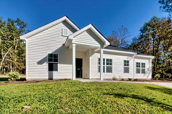 Orangeburg, SC 29118,225 Trotter Ln