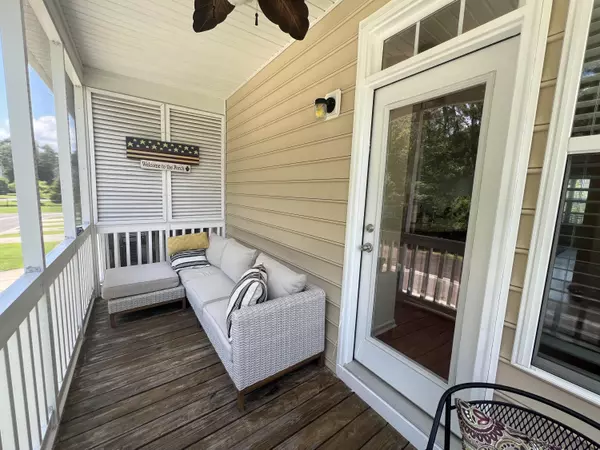 Charleston, SC 29414,1542 Bluewater Way