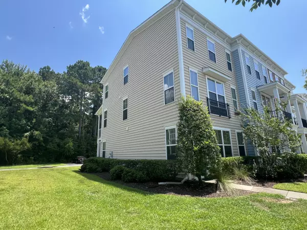 Charleston, SC 29414,1542 Bluewater Way