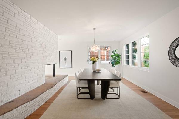 Charleston, SC 29403,261 Grove St