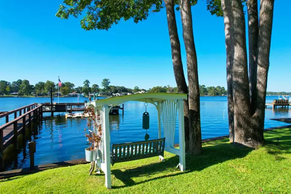 Summerton, SC 29148,1204 Joyner Dr