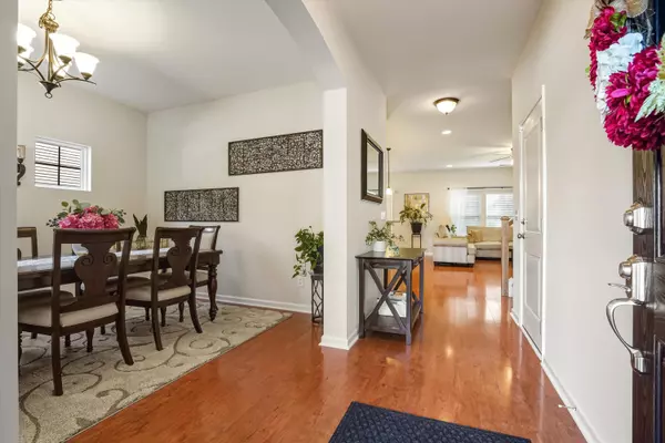 North Charleston, SC 29420,5449 Kings River Dr