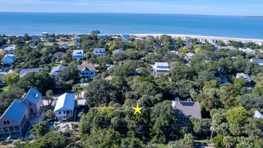 3104 Fort St, Edisto Beach, SC 29438