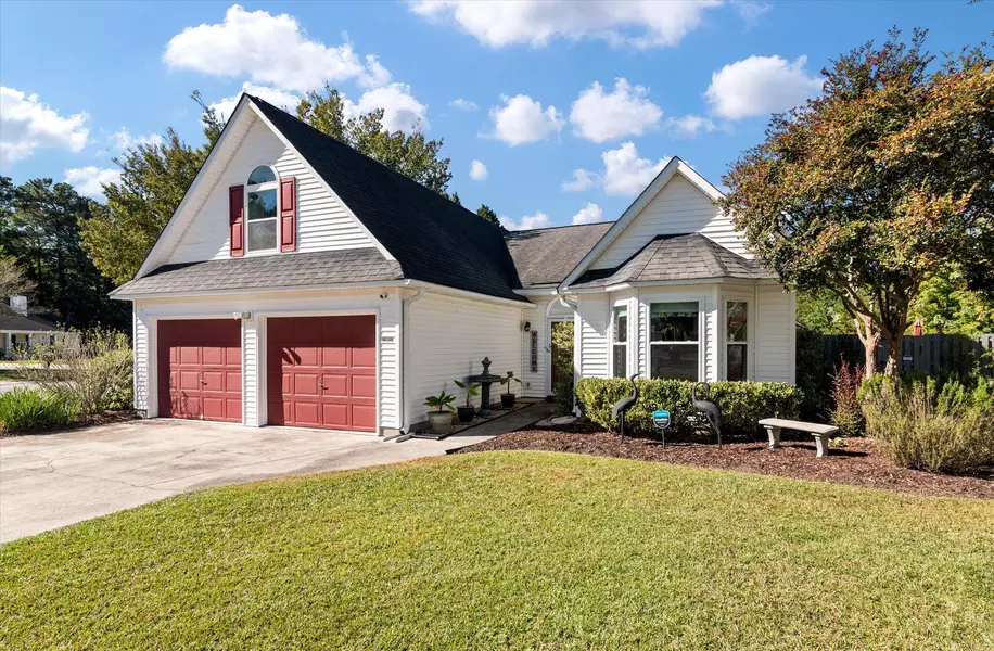 201 Ash Ct, Summerville, SC 29486