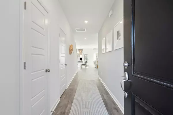 Summerville, SC 29486,390 Tiliwa St