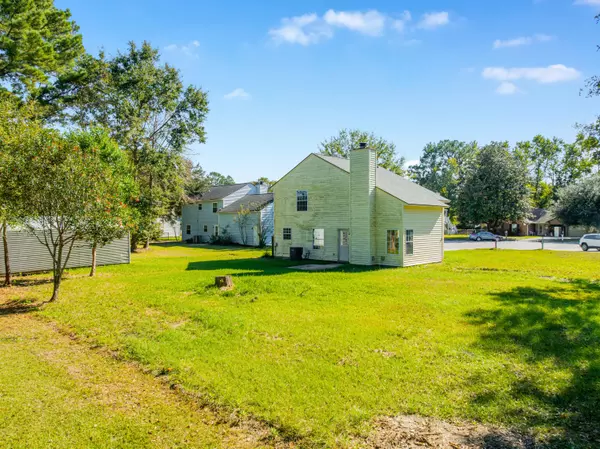 Summerville, SC 29486,111 Sugarpine Pl