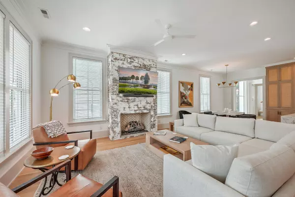 Charleston, SC 29401,24 Bennett St
