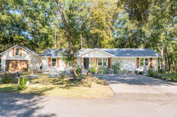 5734 Edgar Tumbleston Rd, Hollywood, SC 29449