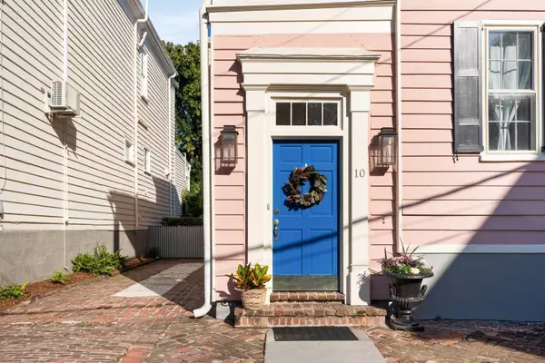 Charleston, SC 29403,10 Ashmead Pl