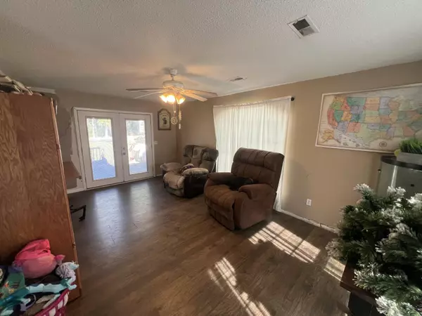 Jamestown, SC 29453,3960 N Highway 17a