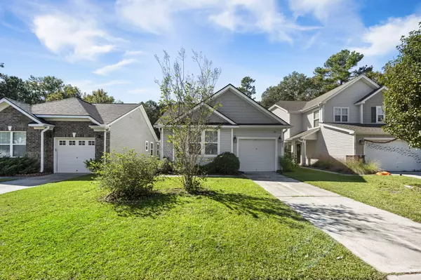 8827 Kellum Dr, North Charleston, SC 29420