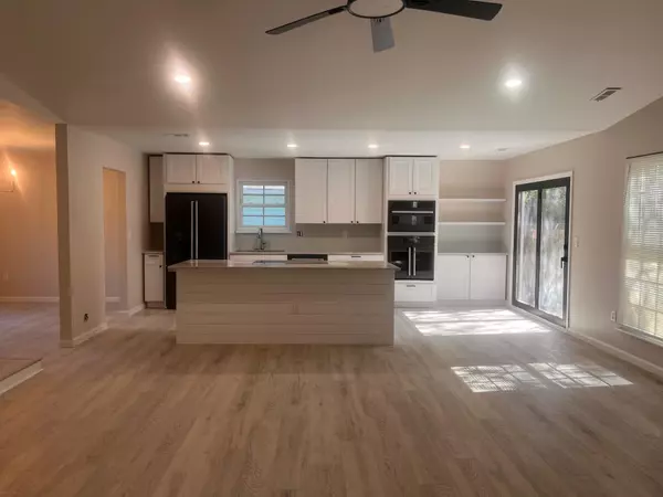 North Charleston, SC 29420,2957 Newport Pl