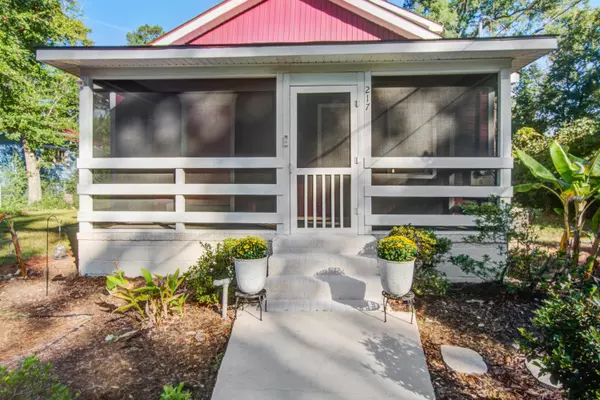 Walterboro, SC 29488,217 Savage St