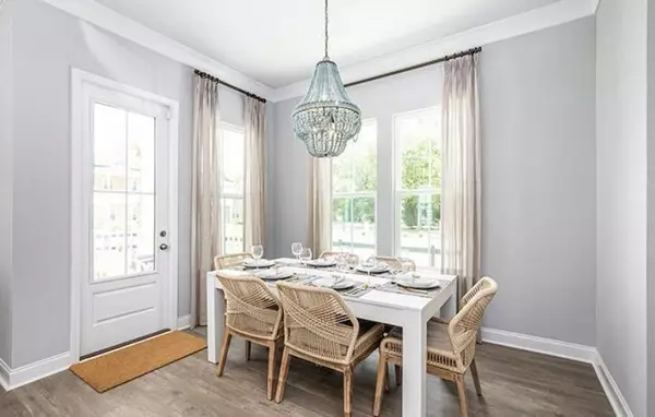 Summerville, SC 29485,1004 Yucca St