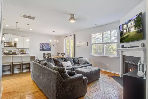 Summerville, SC 29486,439 Zenith Blvd