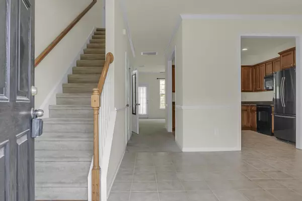 Summerville, SC 29483,215 Hemingway Cir