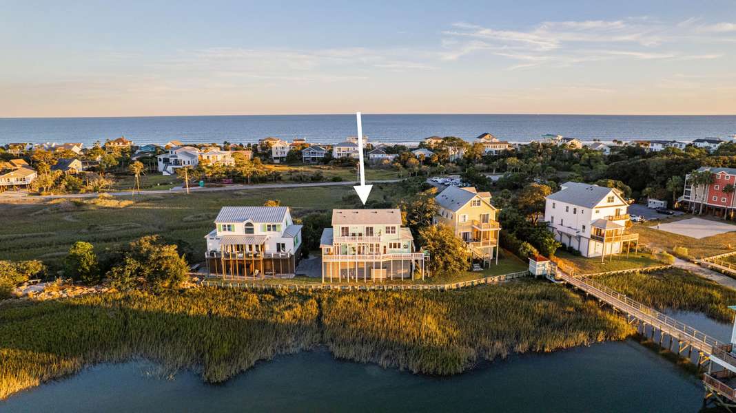 68 W 9th St #B, Folly Beach, SC 29439