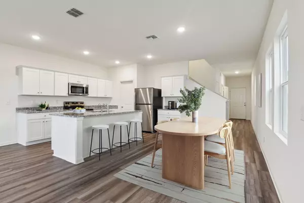 North Charleston, SC 29406,8867 Salamander Rd #9