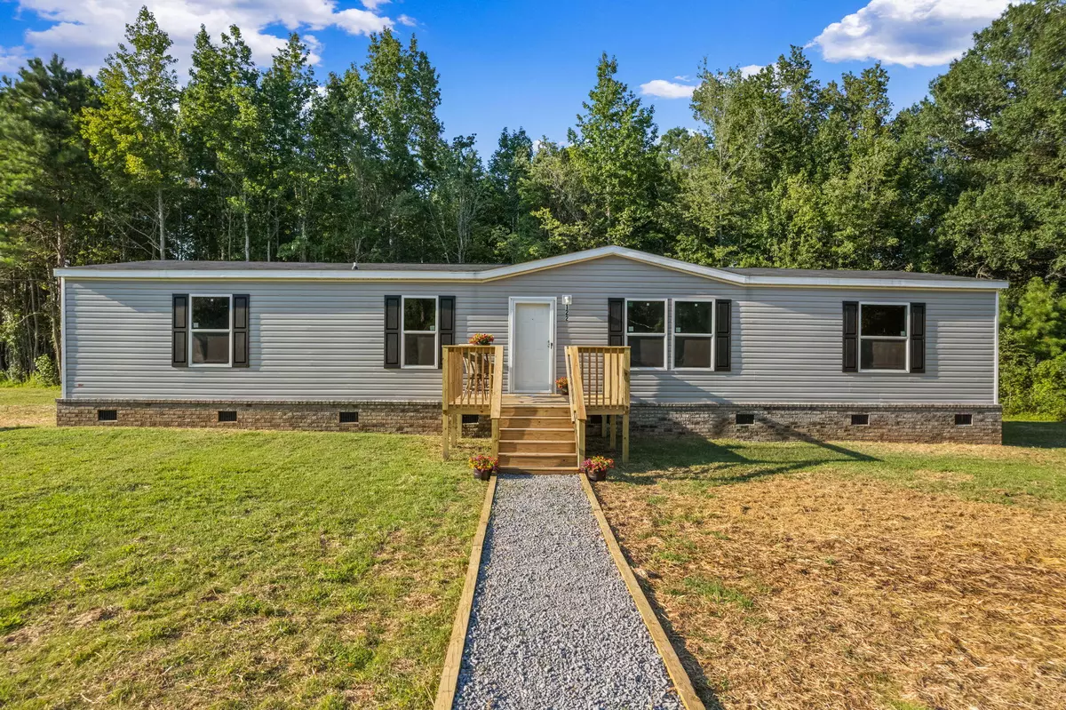 Saint George, SC 29477,122 Orchid Loop