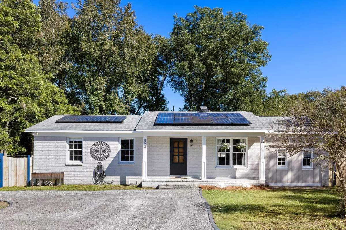 Charleston, SC 29412,974 Riverland Dr