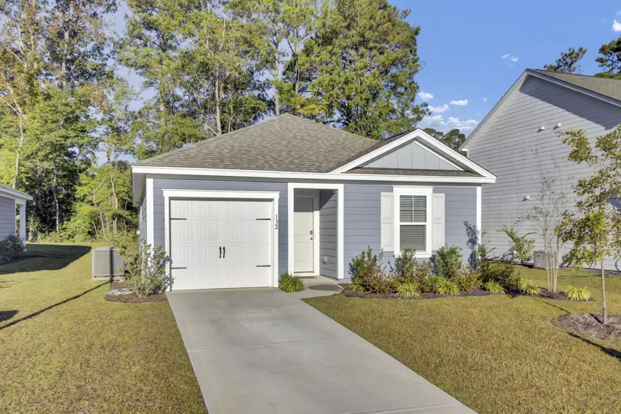 132 Congaree Ct, Santee, SC 29142