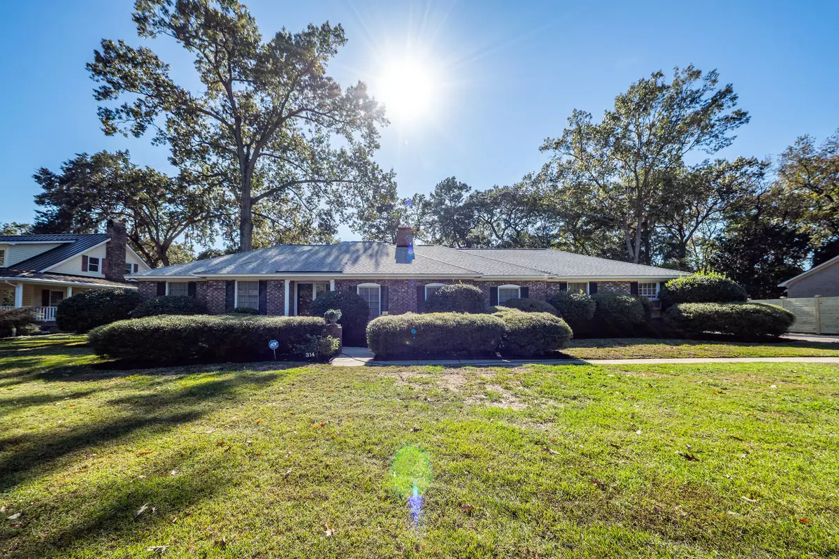 Summerville, SC 29485,314 Fairington Dr