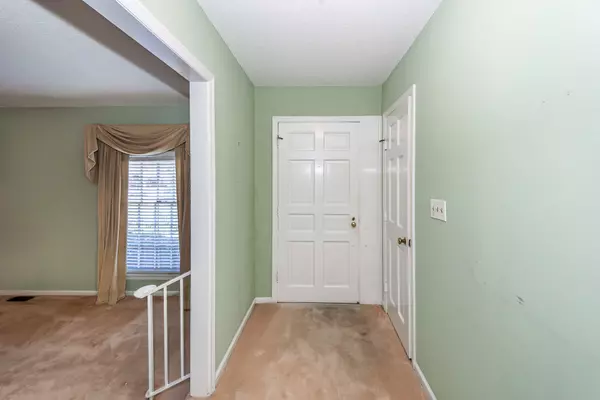 Summerville, SC 29485,314 Fairington Dr