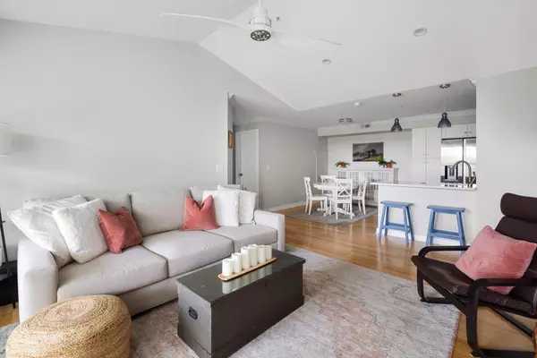 Charleston, SC 29412,700 Daniel Ellis Dr #8306