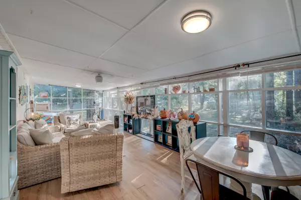 Awendaw, SC 29429,7271 George Washington Ln