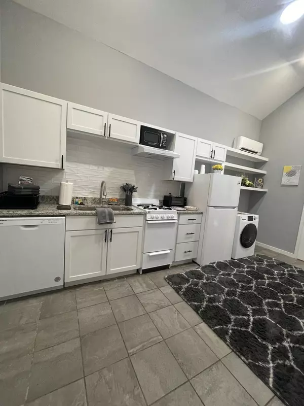 Mount Pleasant, SC 29464,1255 Oldwanus Dr #A