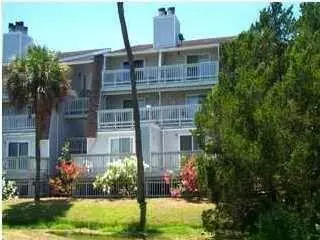 280 Driftwood Ln, Edisto Beach, SC 29438