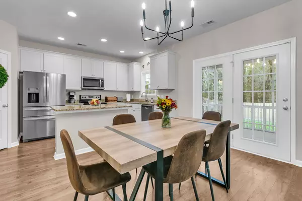 Summerville, SC 29483,136 Longdale Dr