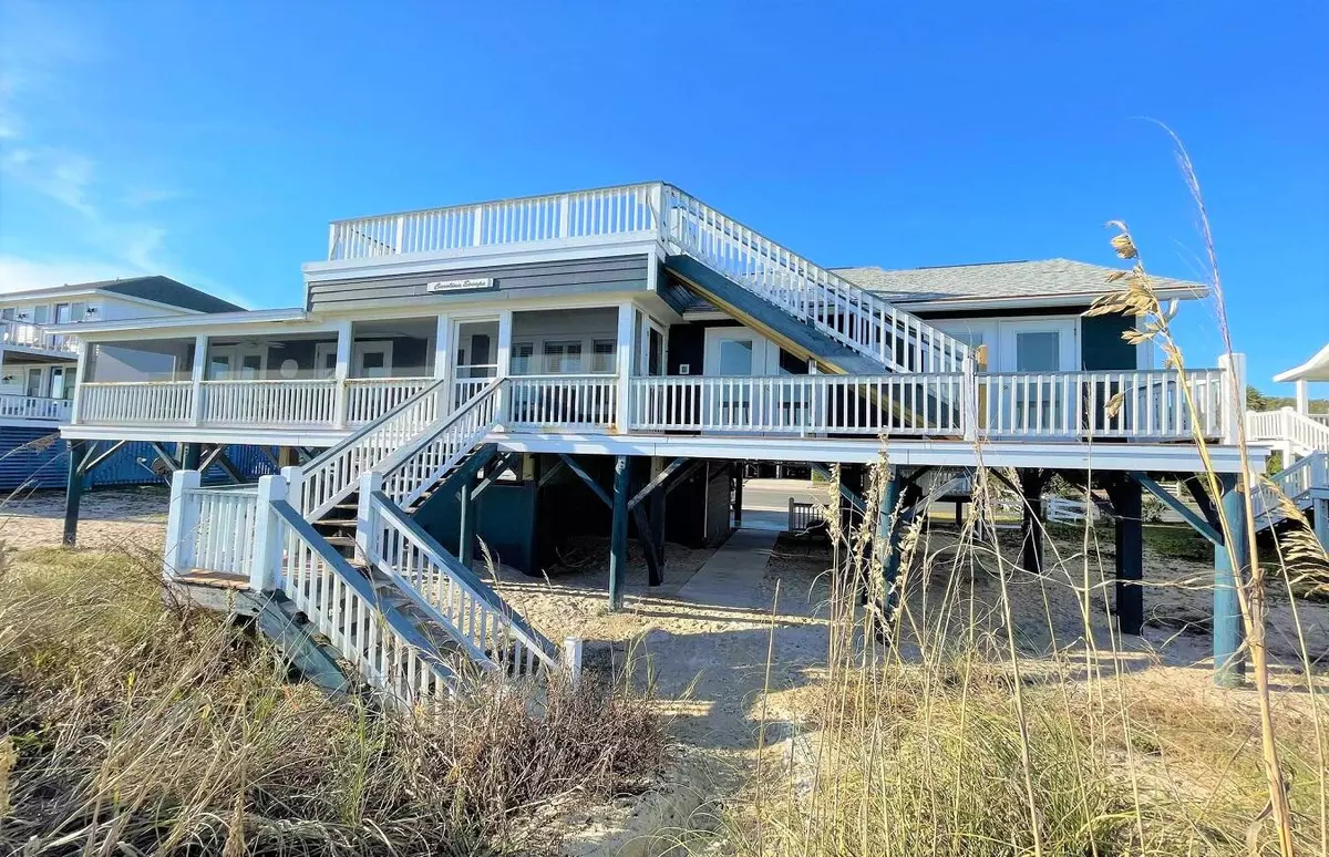 Edisto Island, SC 29438,142 Palmetto Blvd